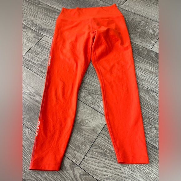 🧡🔥  Peloton Velocity M Compression Leggings 🧡🔥 - Picture 2 of 5